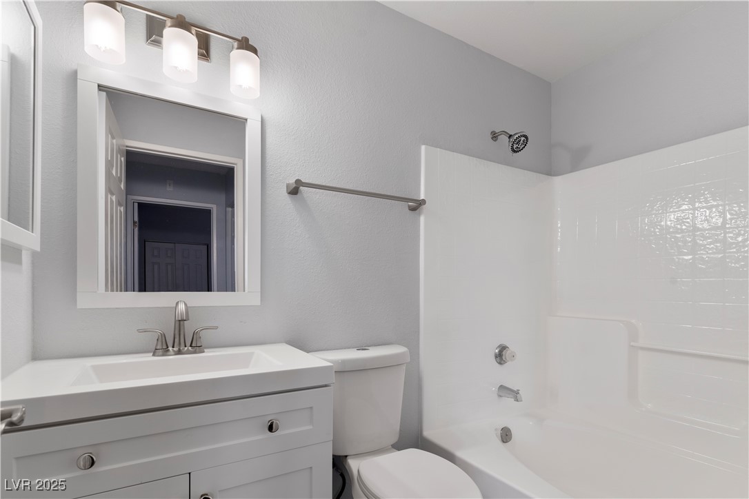 5130 South Jones Boulevard 106 Property Photo 9