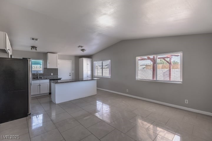 4470 Peterson Drive Property Photo 3