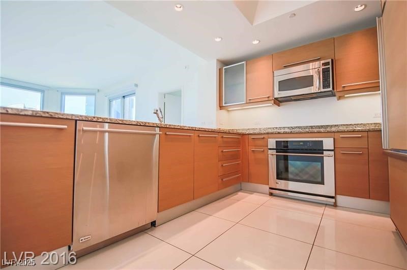 222 Karen Avenue 2601 Property Photo 5