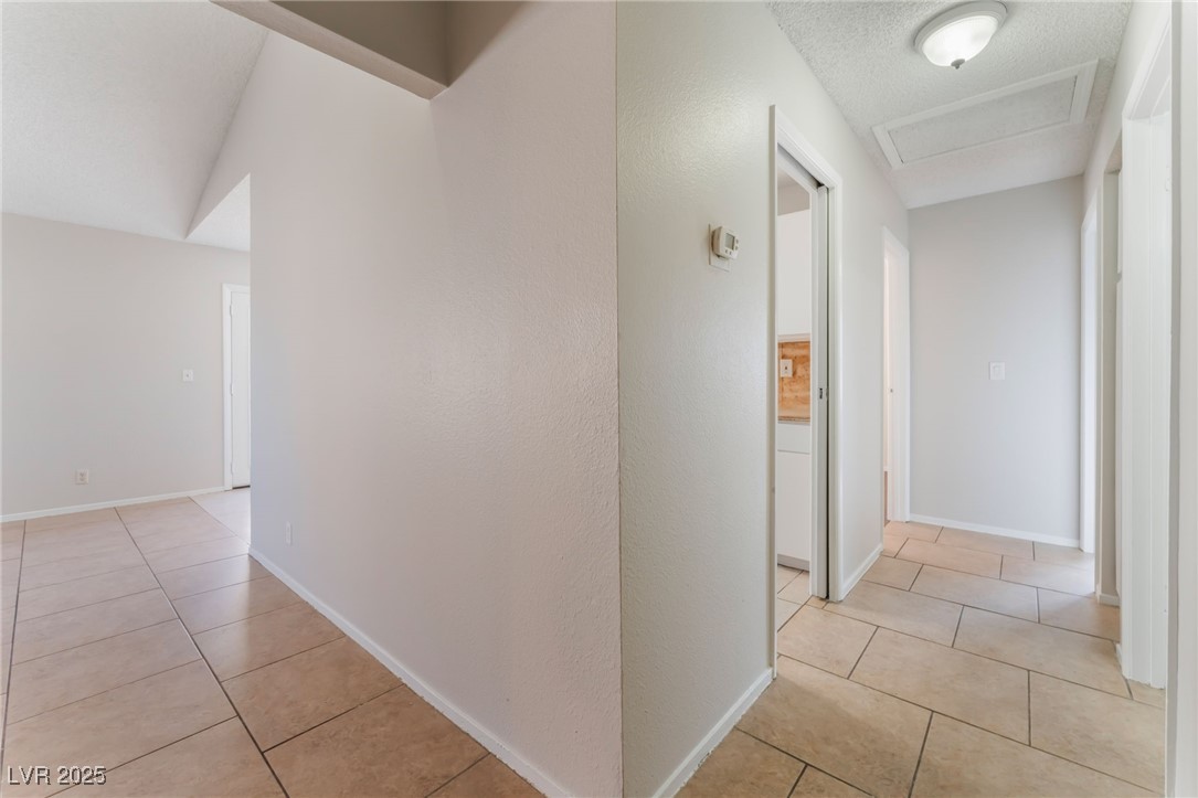 5453 Requa Avenue Property Photo 15