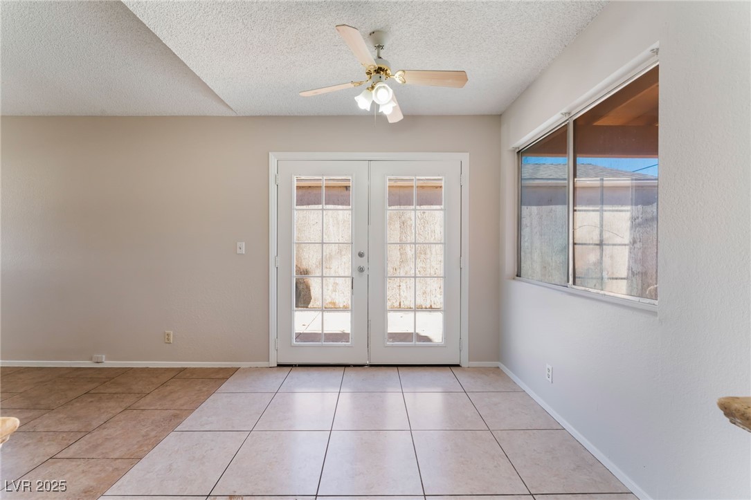 5453 Requa Avenue Property Photo 20
