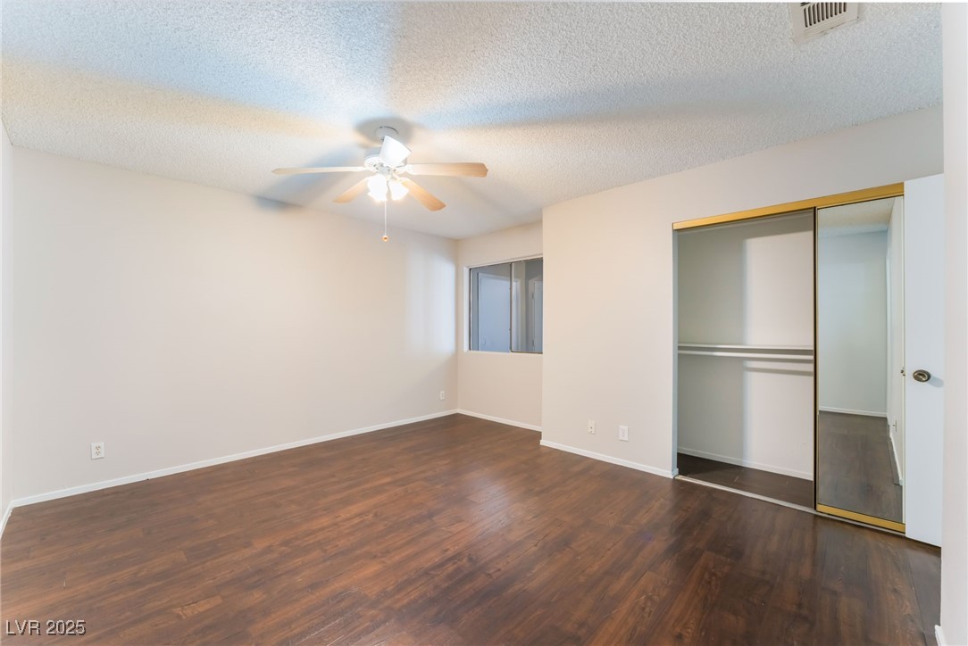 5453 Requa Avenue Property Photo 22