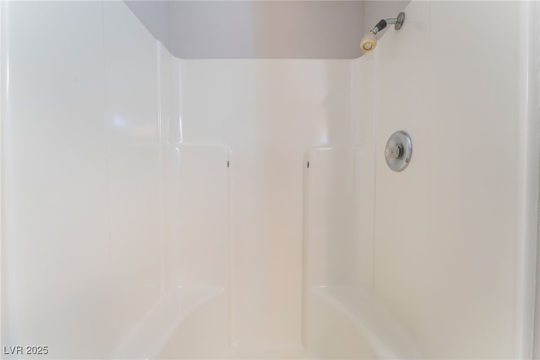 5453 Requa Avenue Property Photo 24