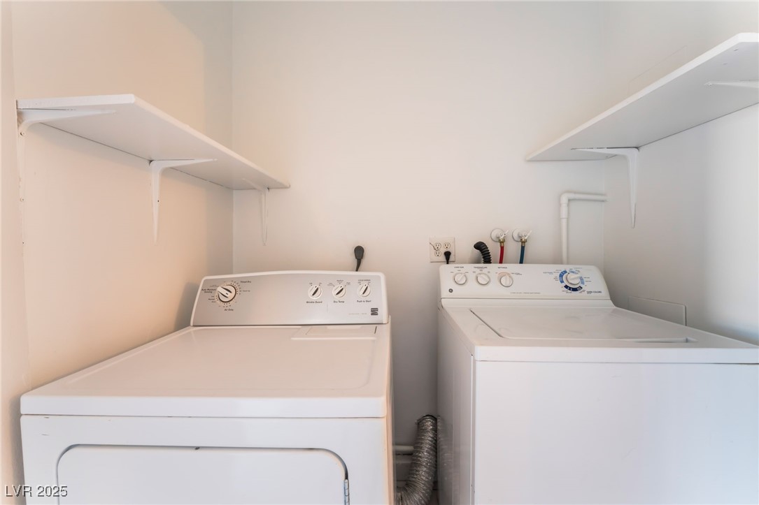 5453 Requa Avenue Property Photo 36