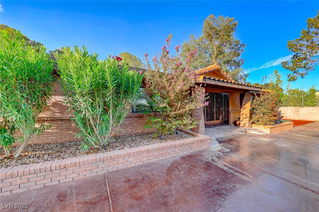 6640 Palmyra Avenue Property Photo 11