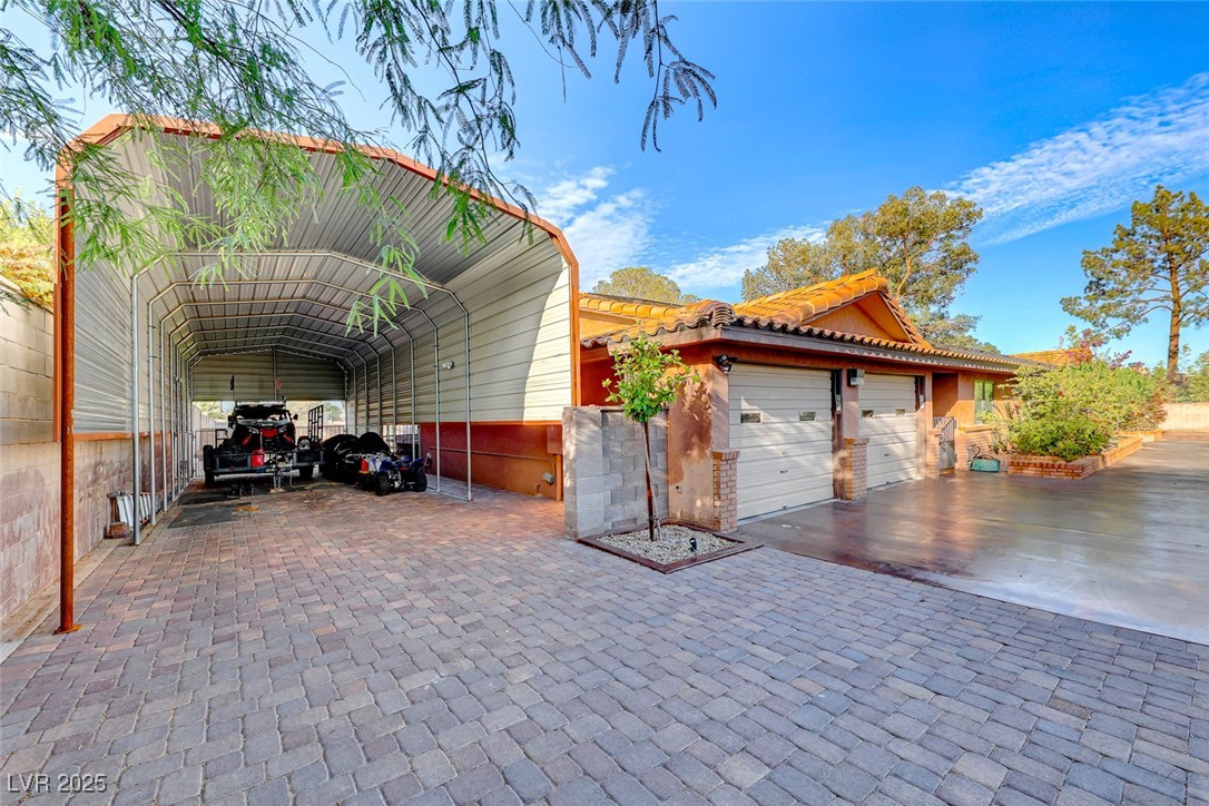 6640 Palmyra Avenue Property Photo 18