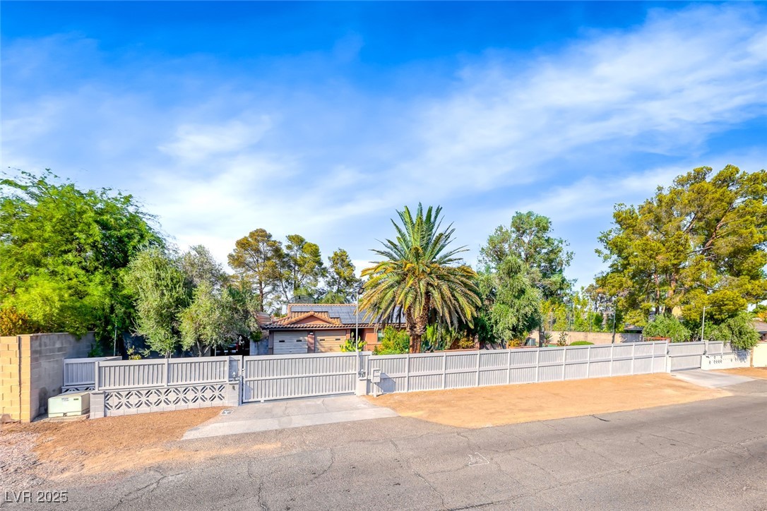 6640 Palmyra Avenue Property Photo 31