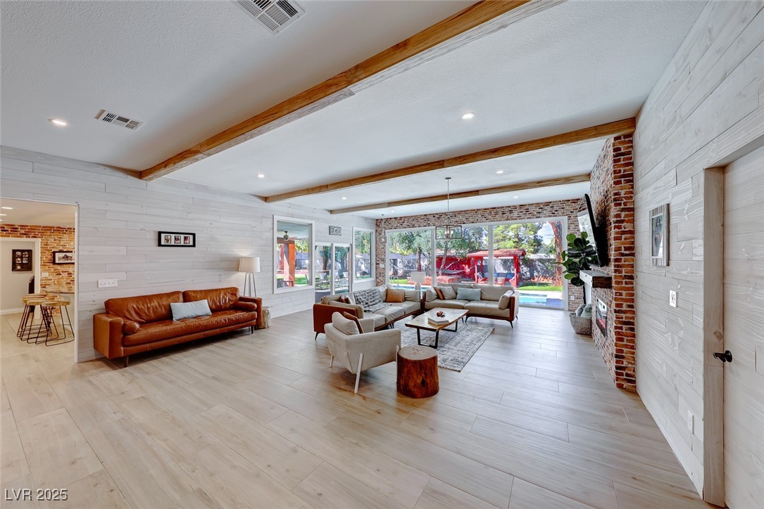 6640 Palmyra Avenue Property Photo 33