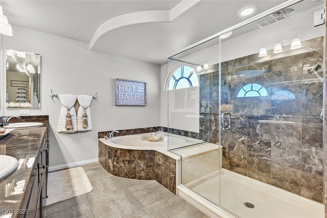 6456 Grande River Court Property Photo 22
