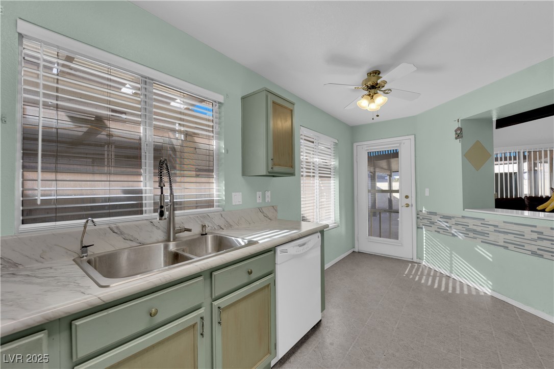 429 Nancy Drive Property Photo 11