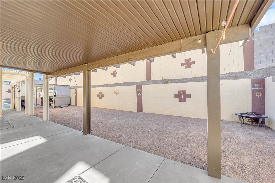 429 Nancy Drive Property Photo 23