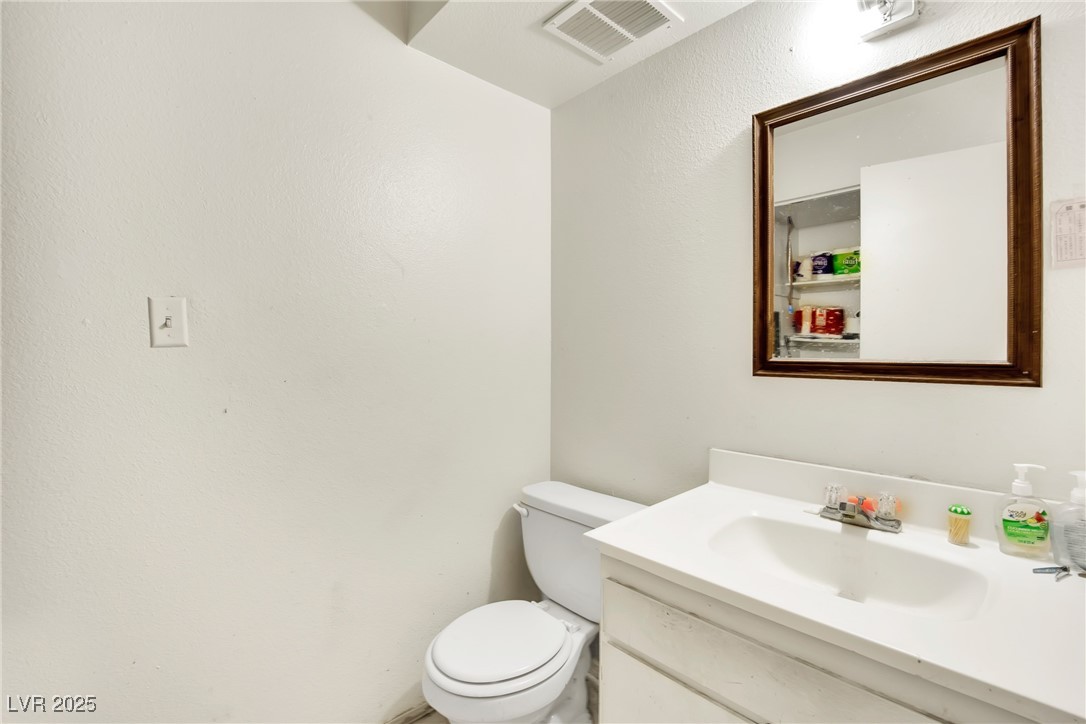 6133 Meadowgrass Lane Property Photo 7