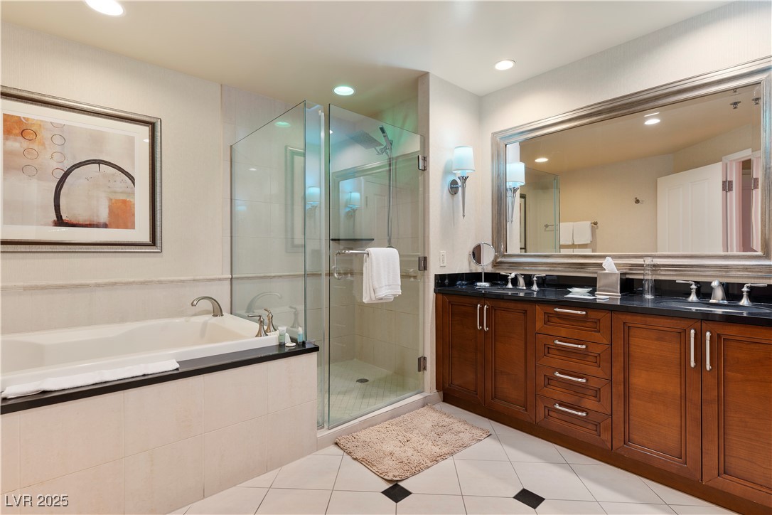 145 East Harmon Avenue 2215 Property Photo 15
