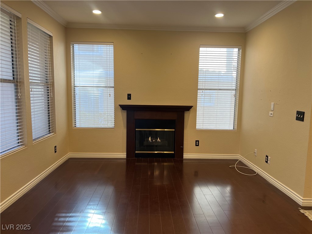 251 South Green Valley Parkway 5014 Property Photo 8
