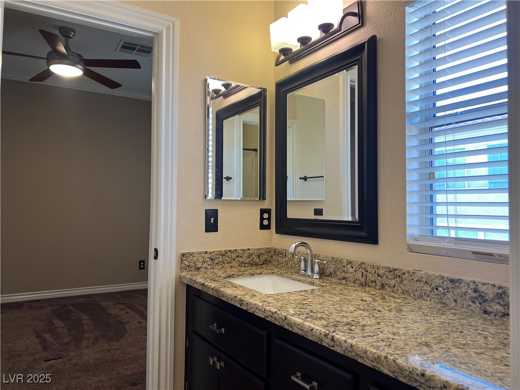 251 South Green Valley Parkway 5014 Property Photo 17