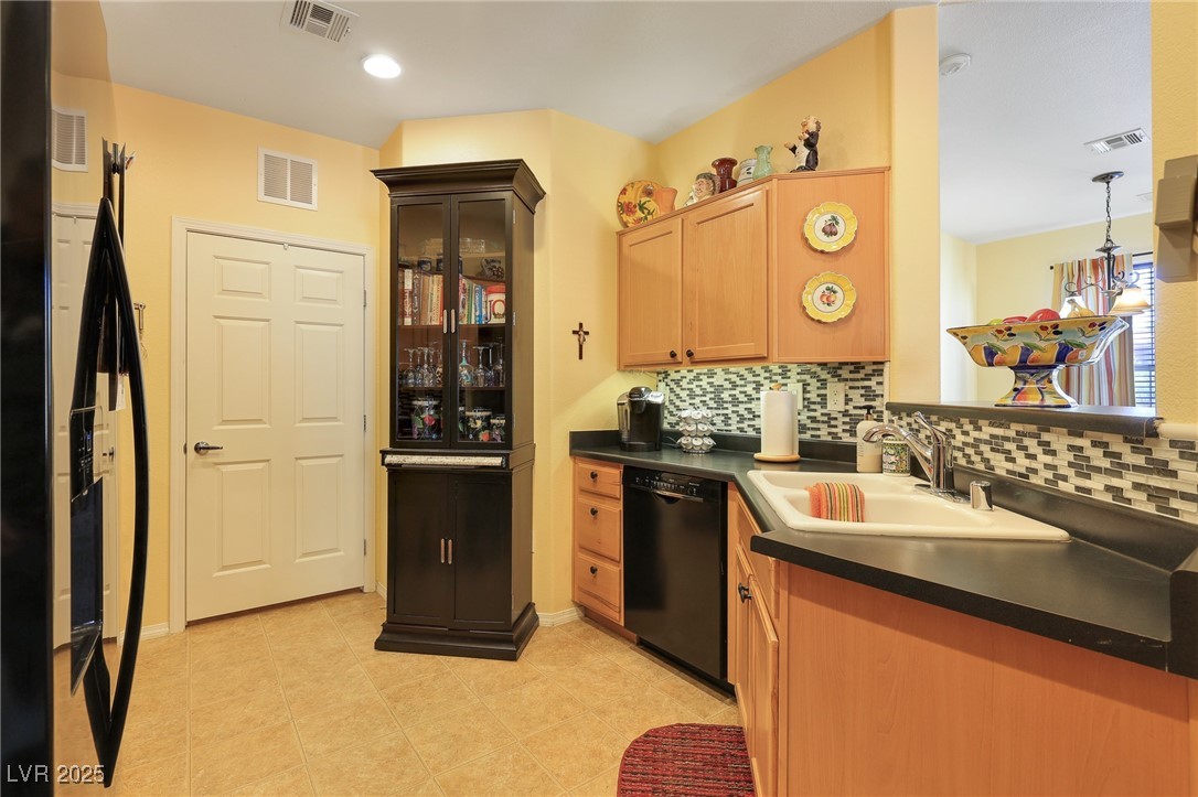 3975 North Hualapai Way 293 Property Photo 11