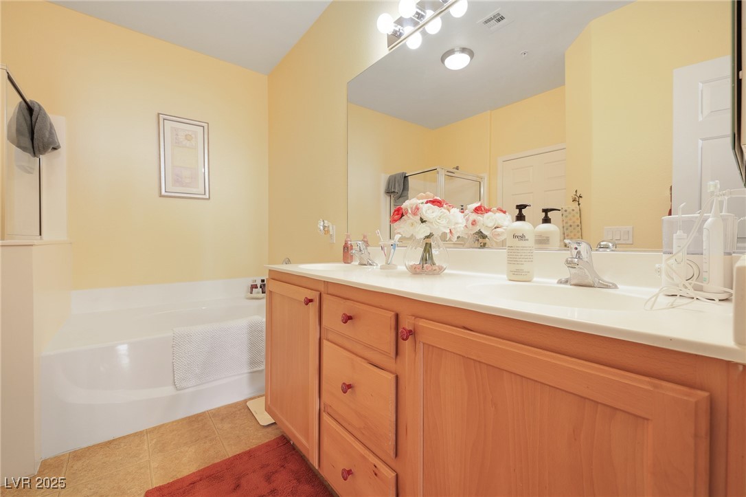 3975 North Hualapai Way 293 Property Photo 20