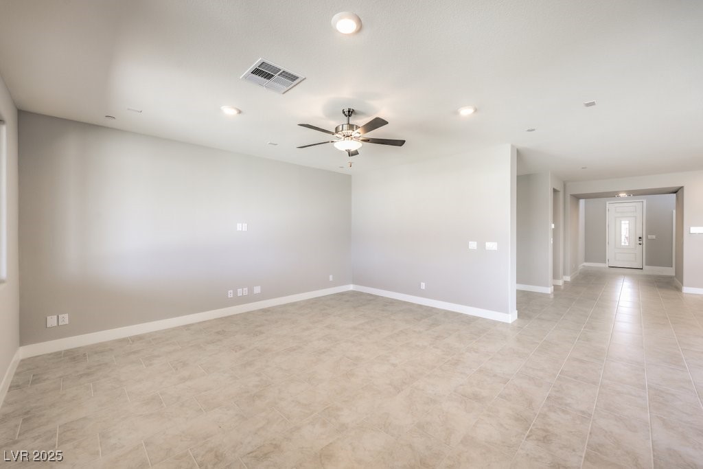 5520 Acadia Leaf Street Property Photo 14
