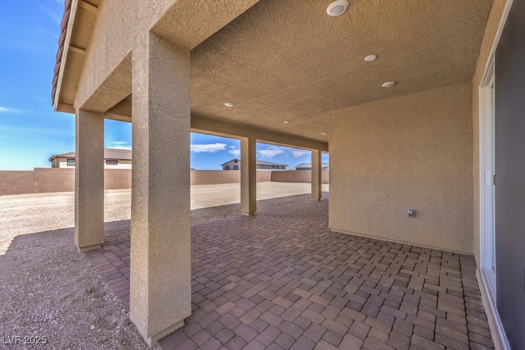 5520 Acadia Leaf Street Property Photo 43