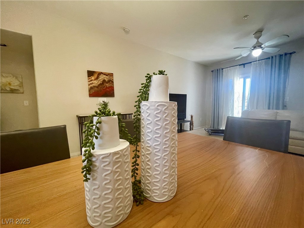 833 Aspen Peak Loop 1014 Property Photo 14