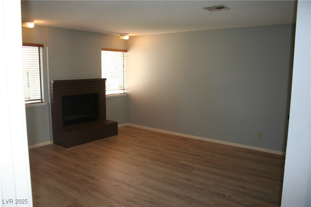 2616 Aracatuba Avenue Property Photo 8