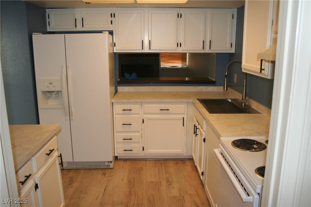 2616 Aracatuba Avenue Property Photo 19