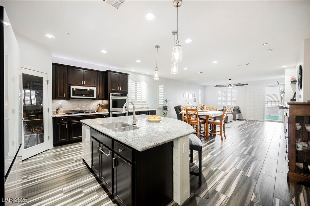3096 Beaux Art Avenue Property Photo 4