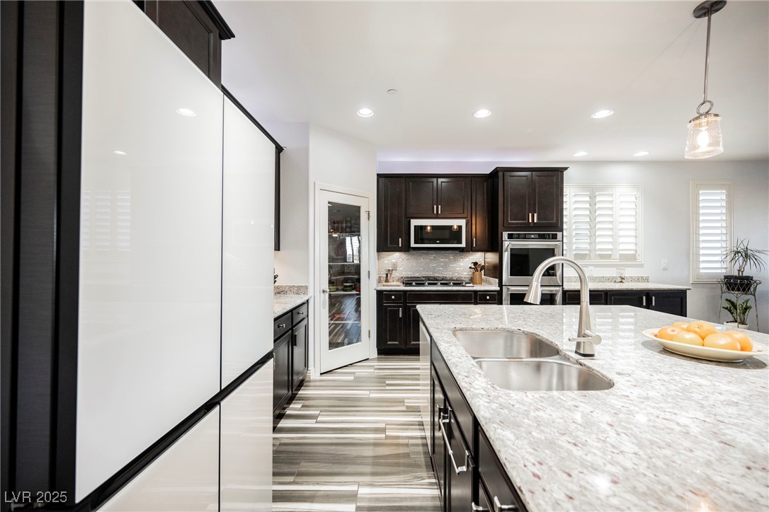3096 Beaux Art Avenue Property Photo 7