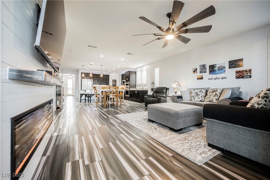3096 Beaux Art Avenue Property Photo 14