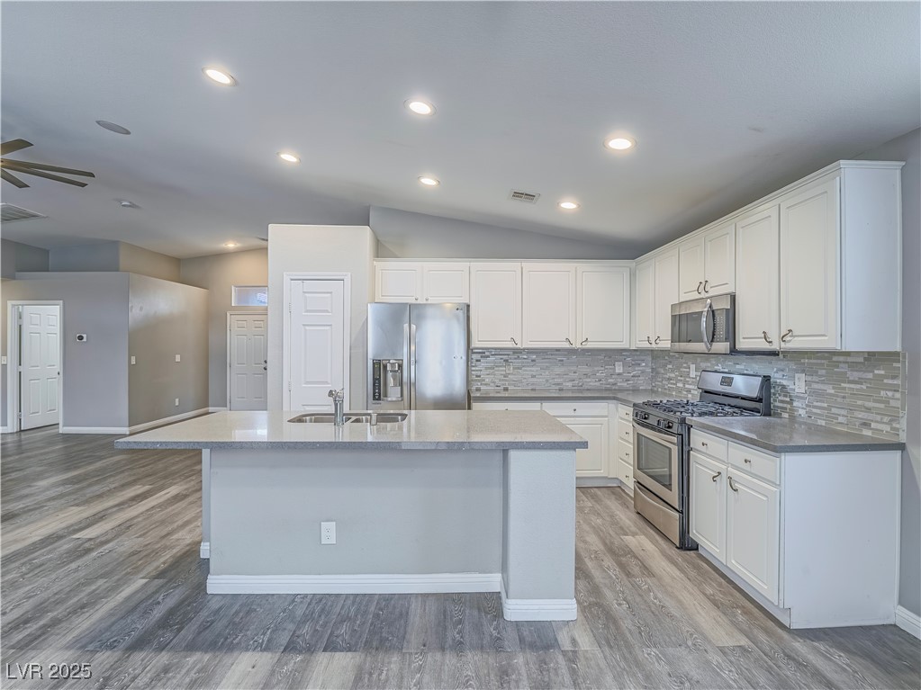 414 Maritocca Avenue Property Photo 8