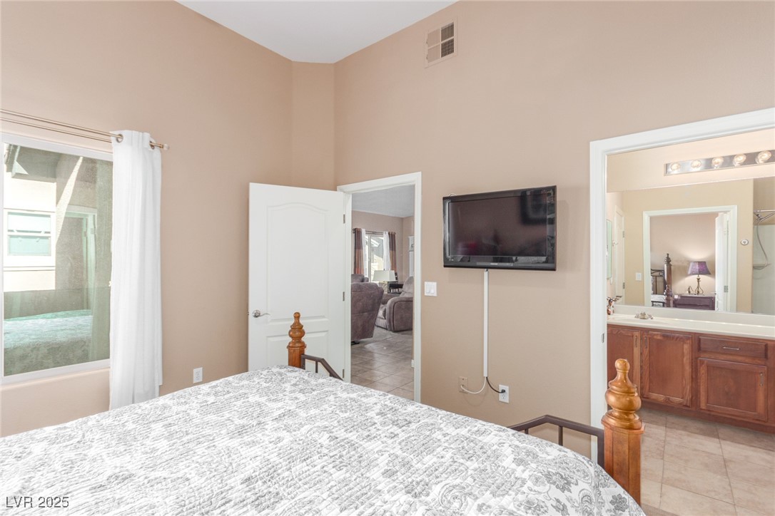 8985 South Durango Drive 2047 Property Photo 10