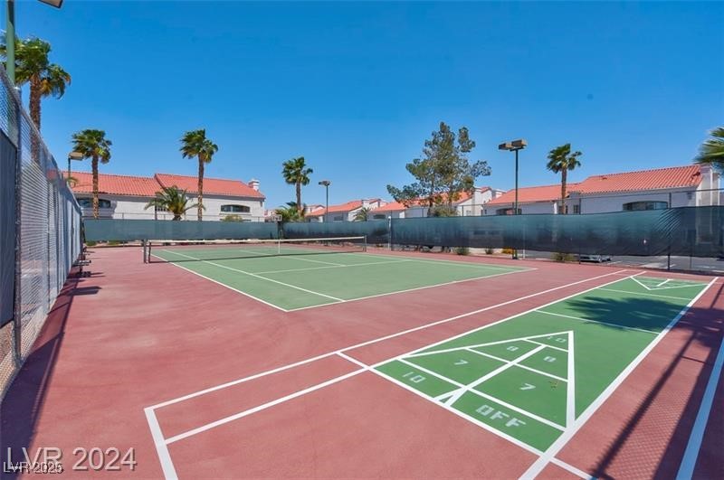 2725 South Nellis Boulevard 1140 Property Photo 10