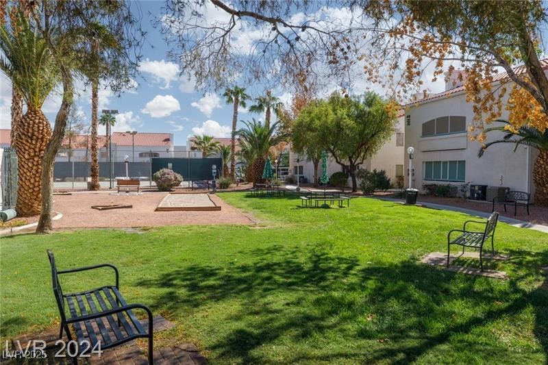 2725 South Nellis Boulevard 1140 Property Photo 15