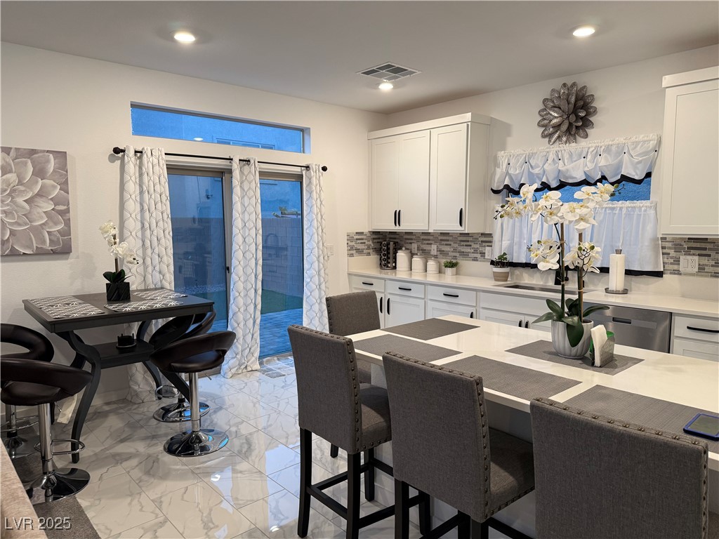 10411 Rose Palisade Street Property Photo 11