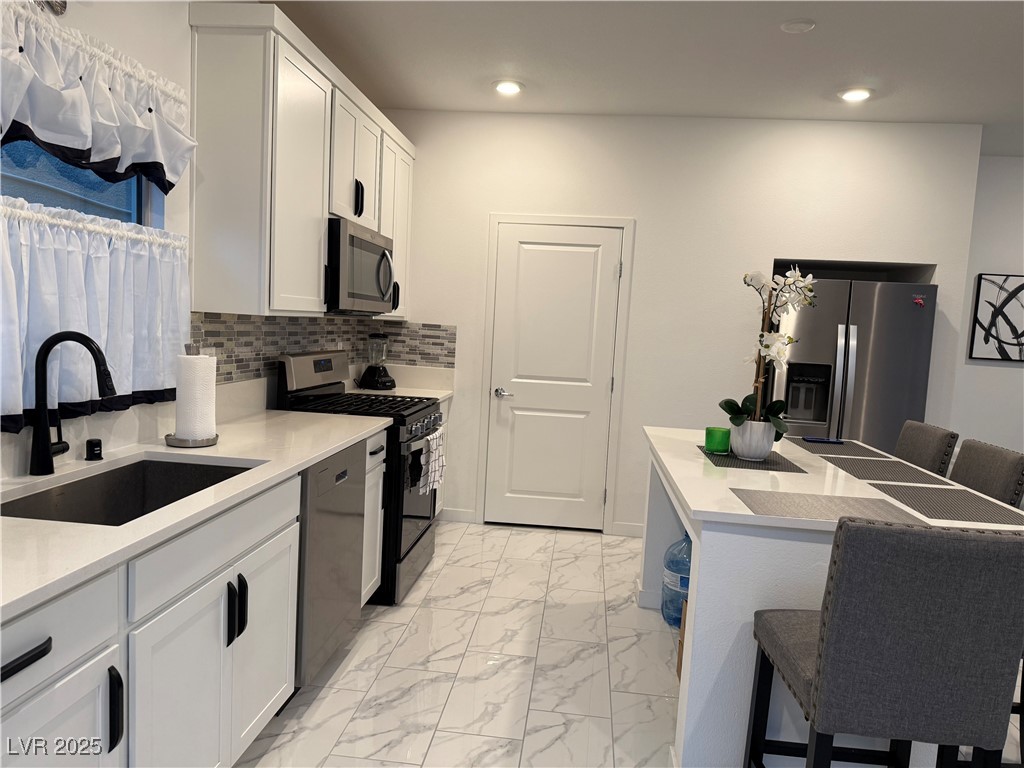 10411 Rose Palisade Street Property Photo 13