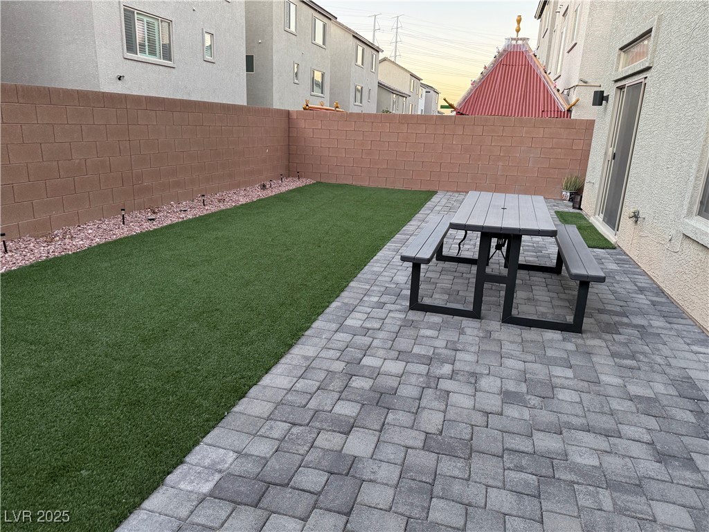 10411 Rose Palisade Street Property Photo 30