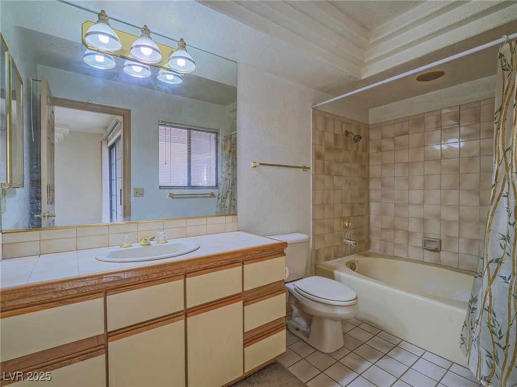 1409 Santa Margarita Street G Property Photo 10