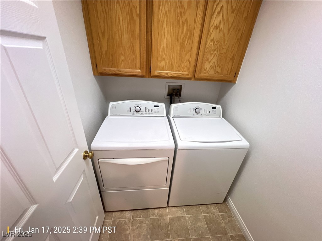 9401 Summer Rain Drive Property Photo 9