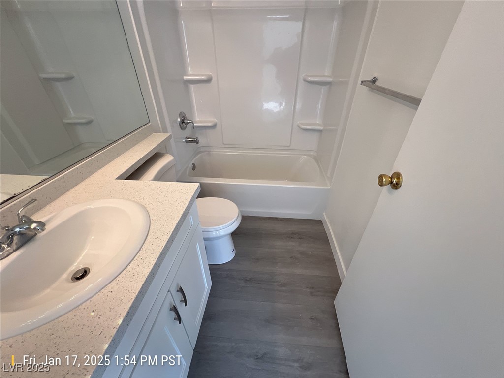 2911 Currant Lane Property Photo 11