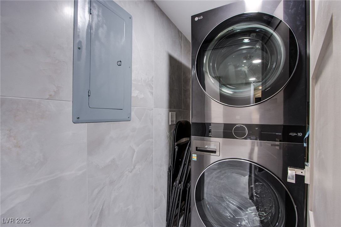 205 East Harmon Avenue 1012 Property Photo 25