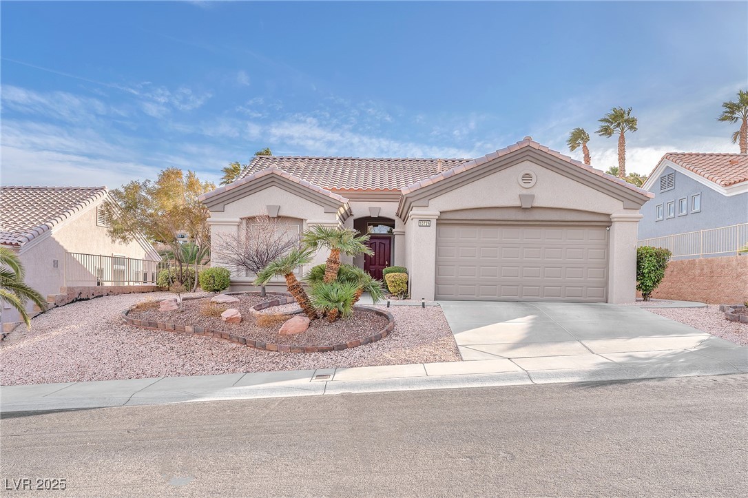 10725 Sky Meadows Avenue Property Photo 1