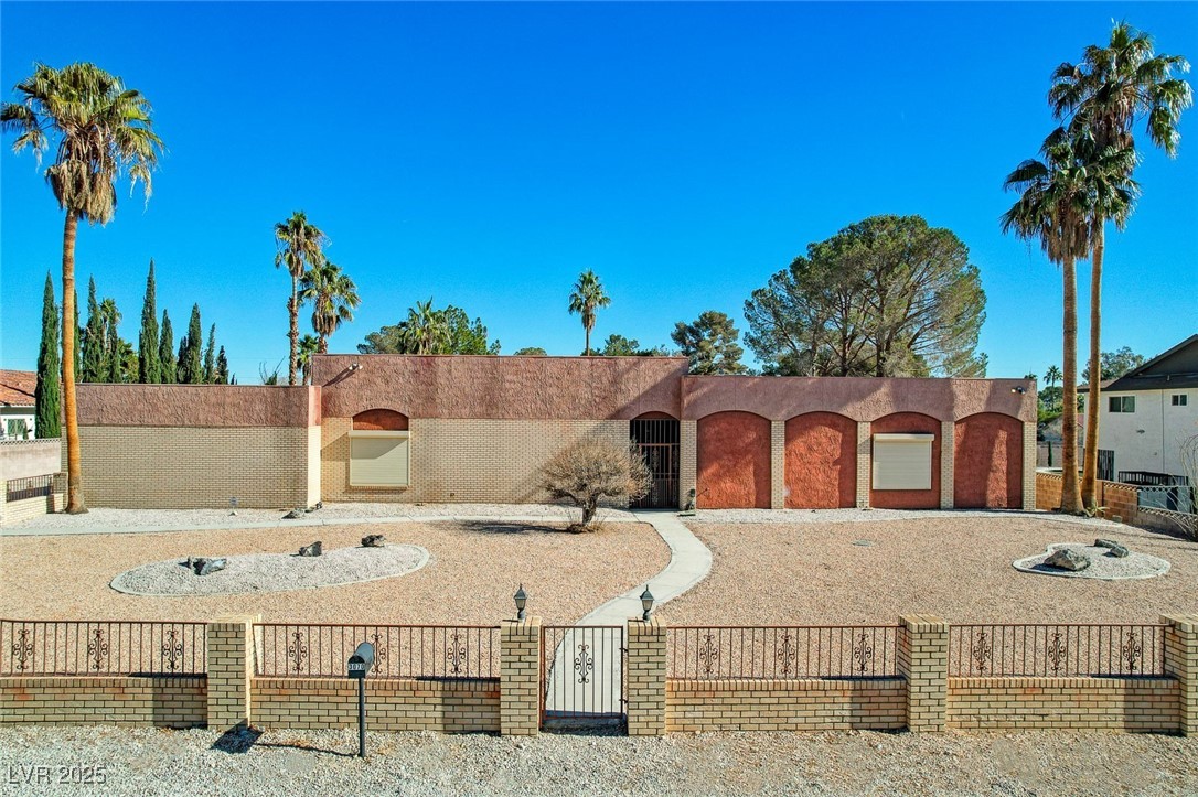 3070 Mann Street Property Photo 8