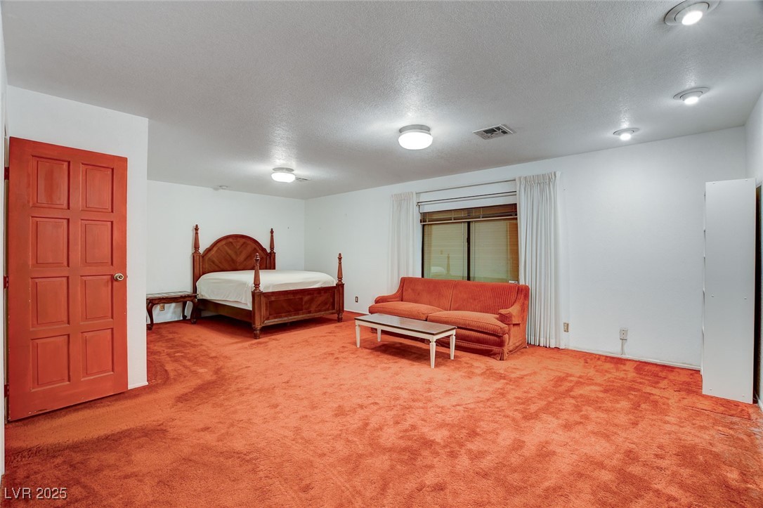 3070 Mann Street Property Photo 15