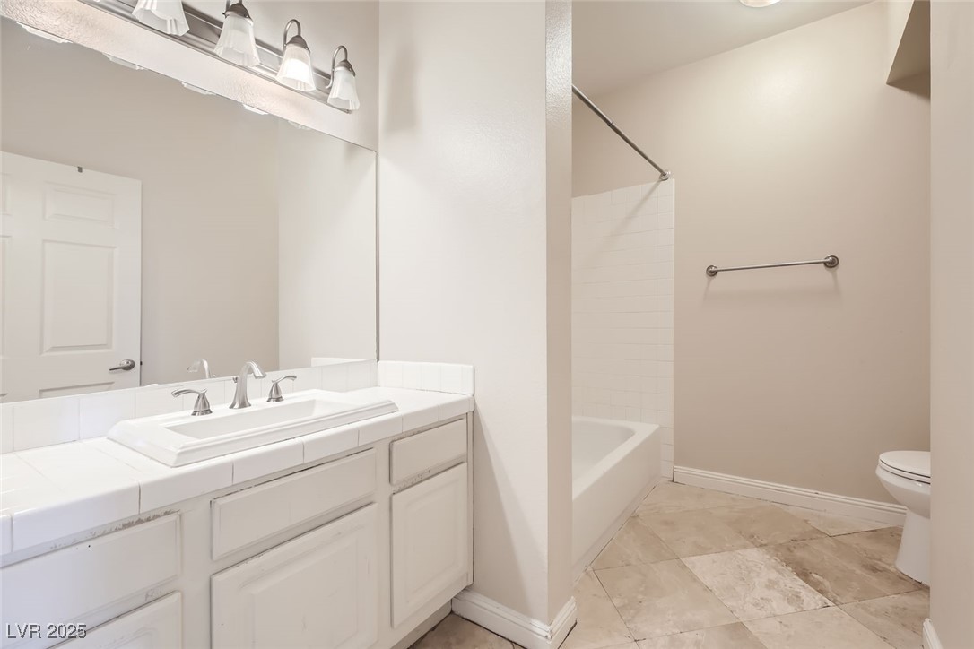 5250 South Rainbow Boulevard 2056 Property Photo 11