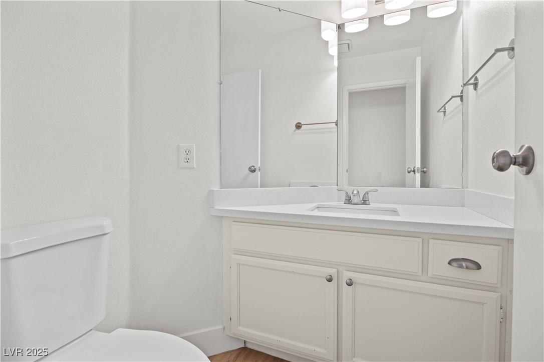 5458 Walton Heath Avenue Property Photo 18
