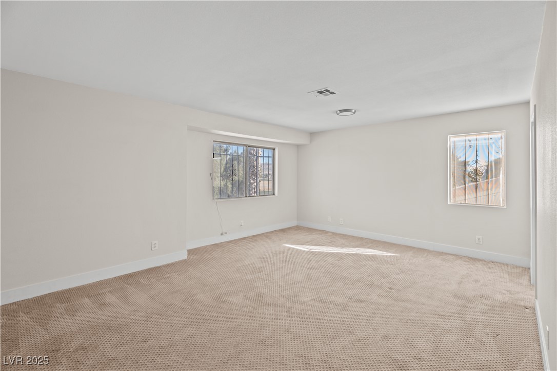 5458 Walton Heath Avenue Property Photo 39