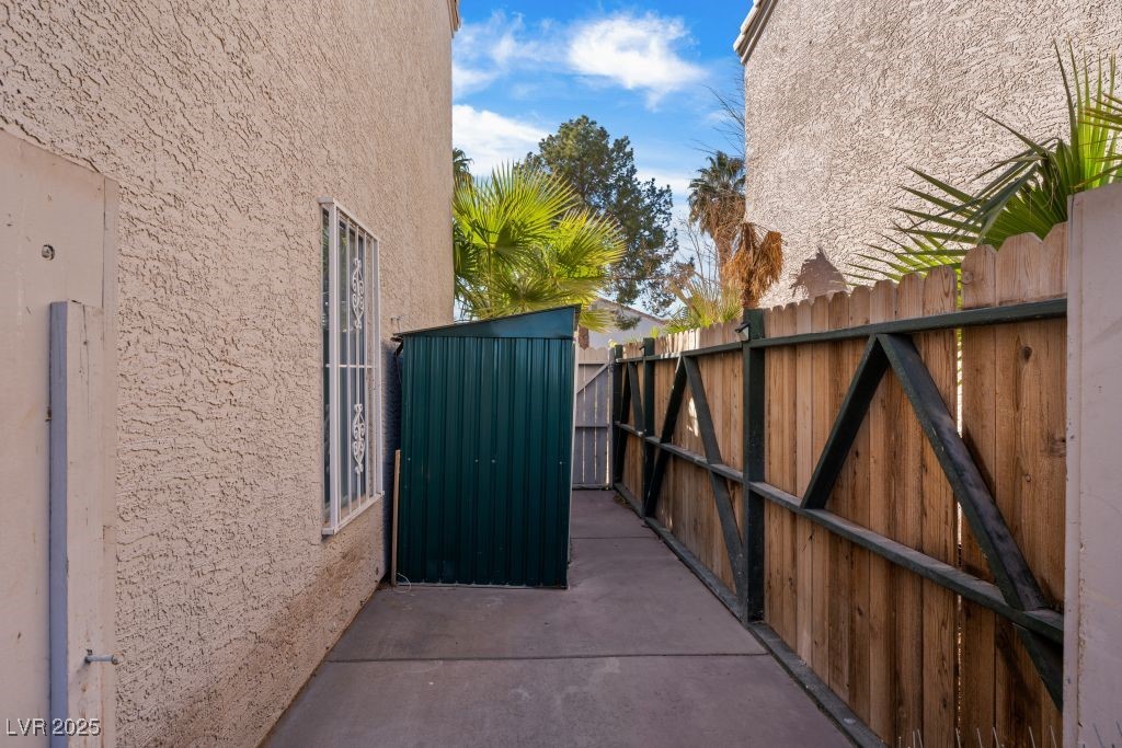 5458 Walton Heath Avenue Property Photo 71