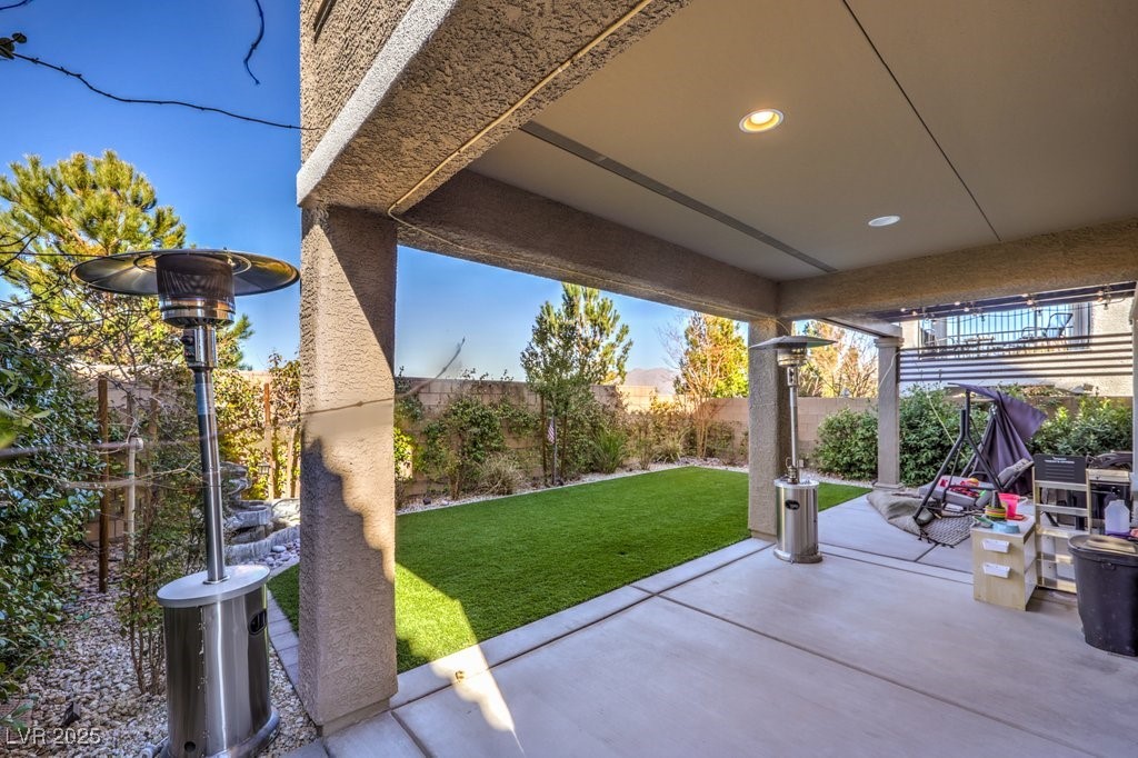 10640 Skye Scout Avenue Property Photo 28