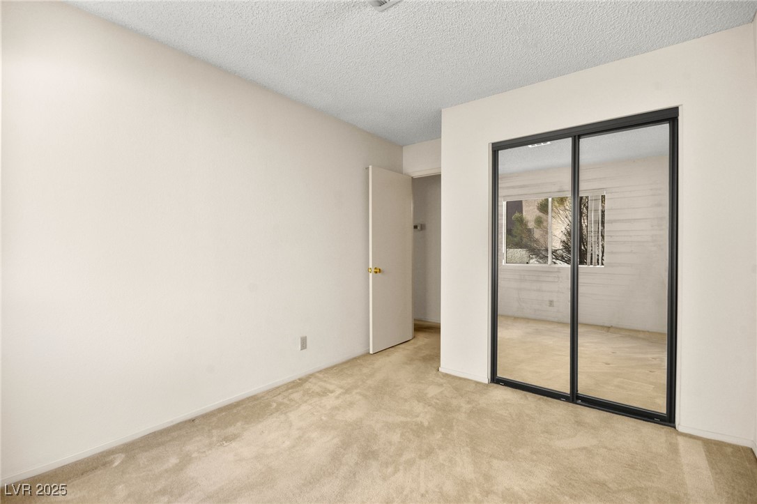 433 Old Palms Drive Property Photo 32