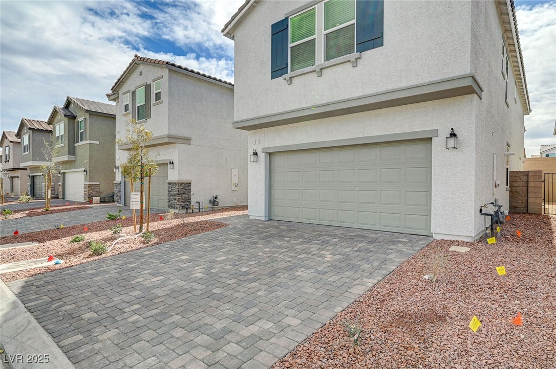 9121 Vesey Avenue Property Photo 3